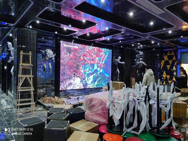 临沧市室内P2.5全彩显示屏